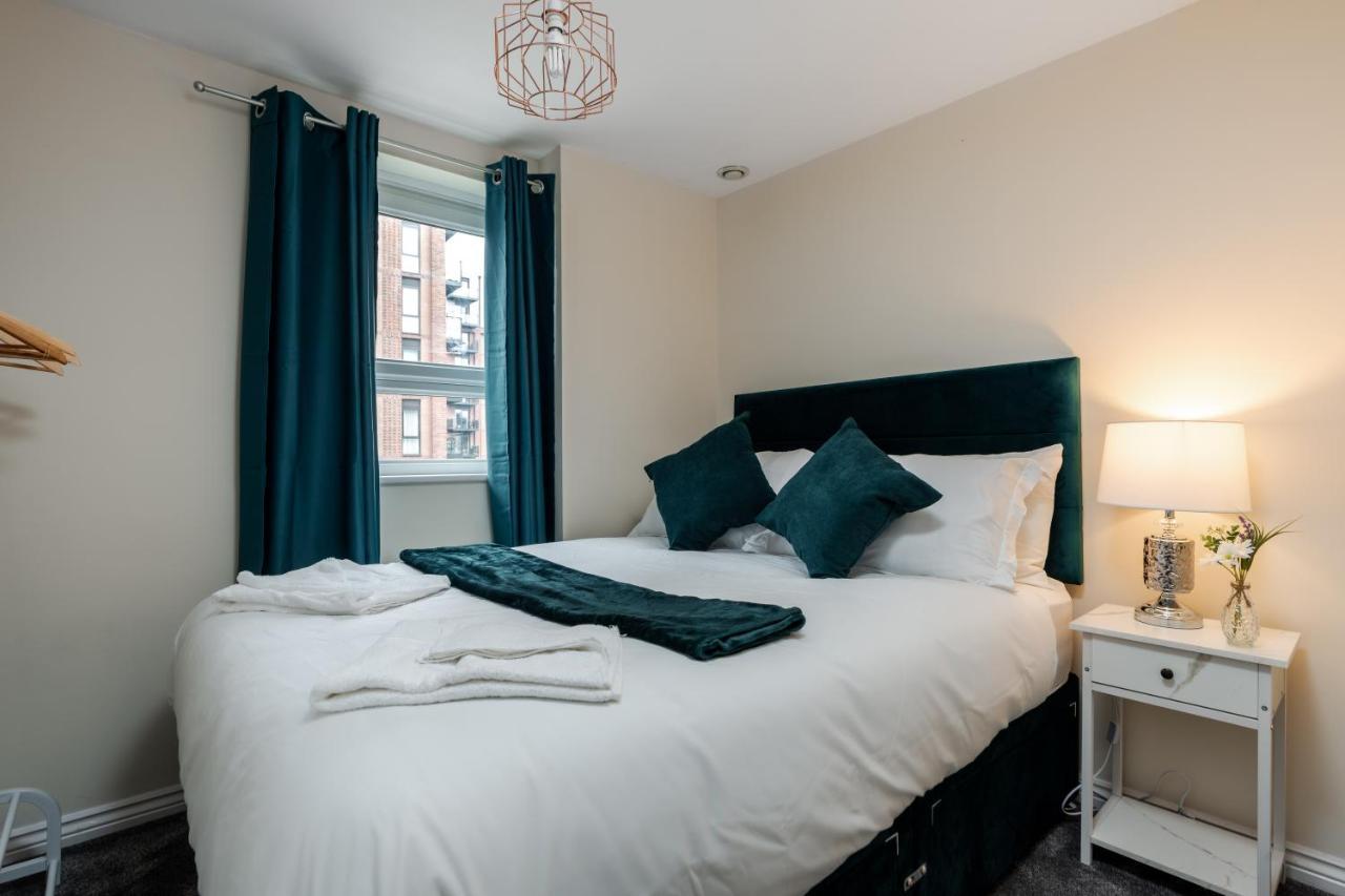 Stylish 2 Bed Manchester Flat Kültér fotó