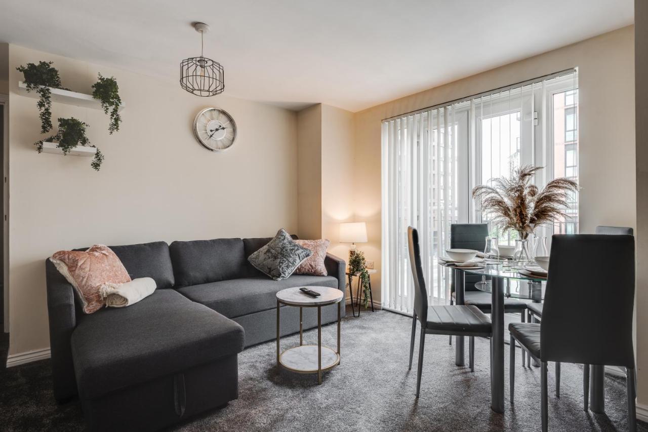 Stylish 2 Bed Manchester Flat Kültér fotó